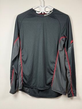 Bauer Hockey long sleeve base layer size Medium like new